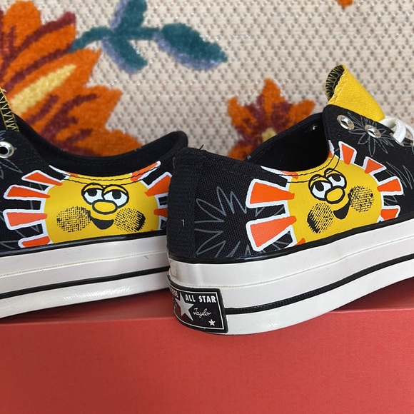 Converse 172825C
CHUCK TAYLOR 70 OX
BLACK/AMARILLO/BOLD MANDARIN
Men’s sneakers - Picture 15 of 16